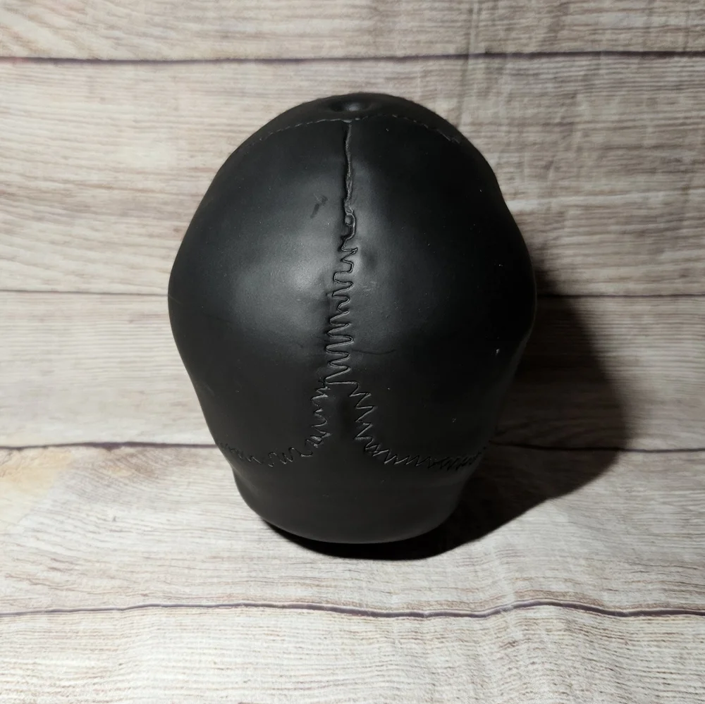Gothic Halloween spooky color changing black skeleton skull oil diffuser